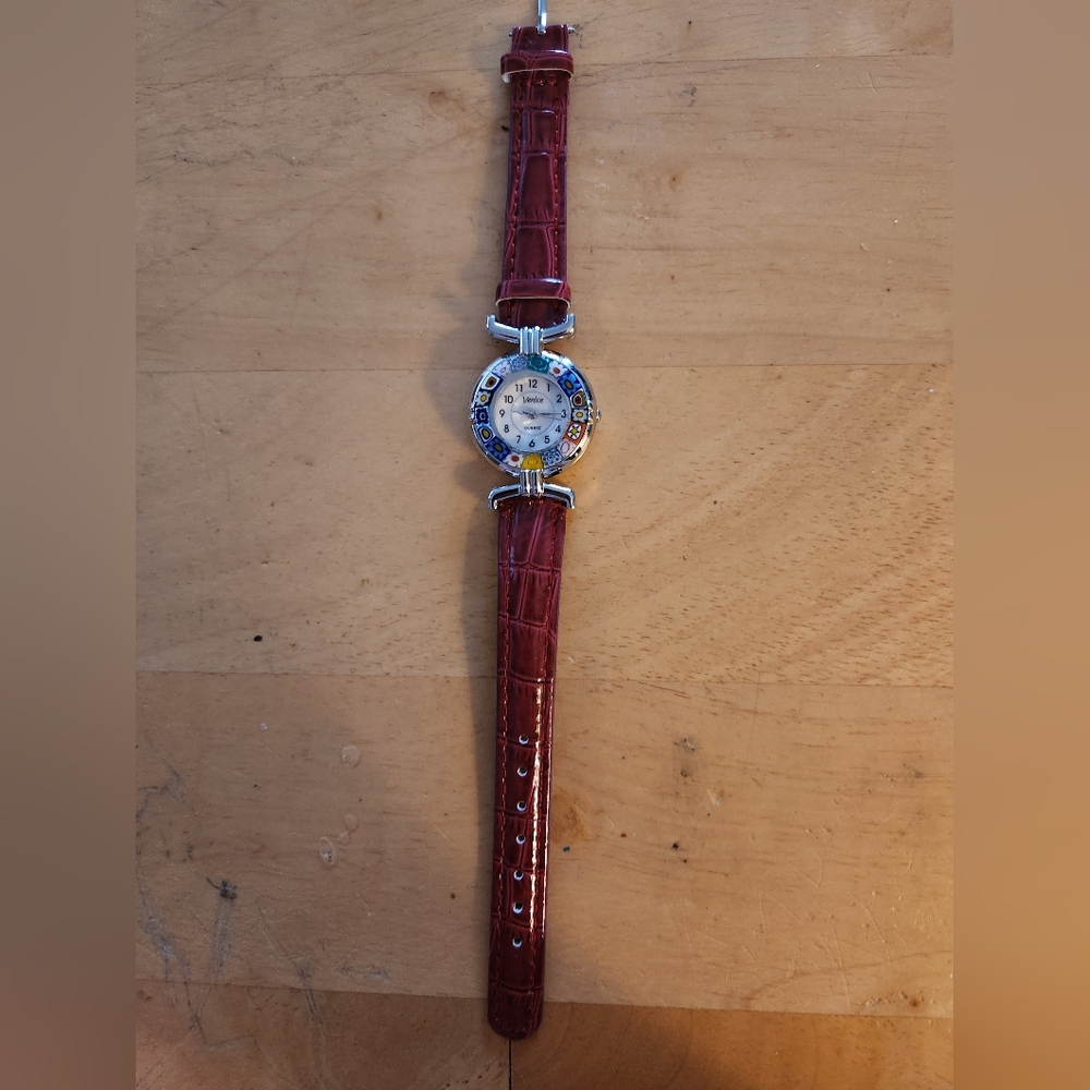 VENETIAE MURANO GLASS STAINLESS STEEL WOMEN'S WATCH RED LEATHER BAND